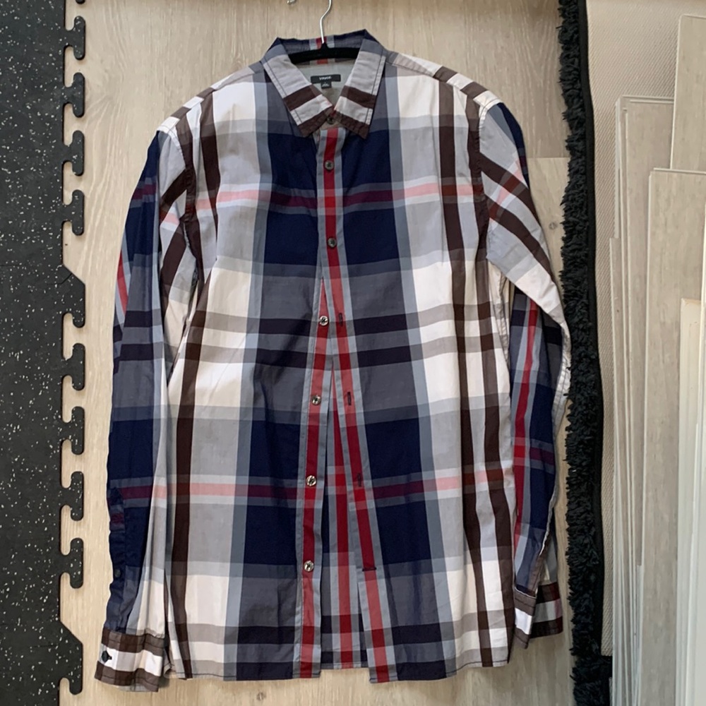 VINCE PLAID DRESS SHIRT!